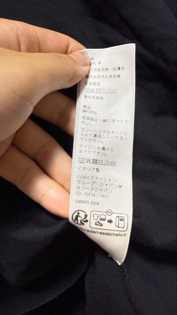 CELINE ブラック Tシャツ