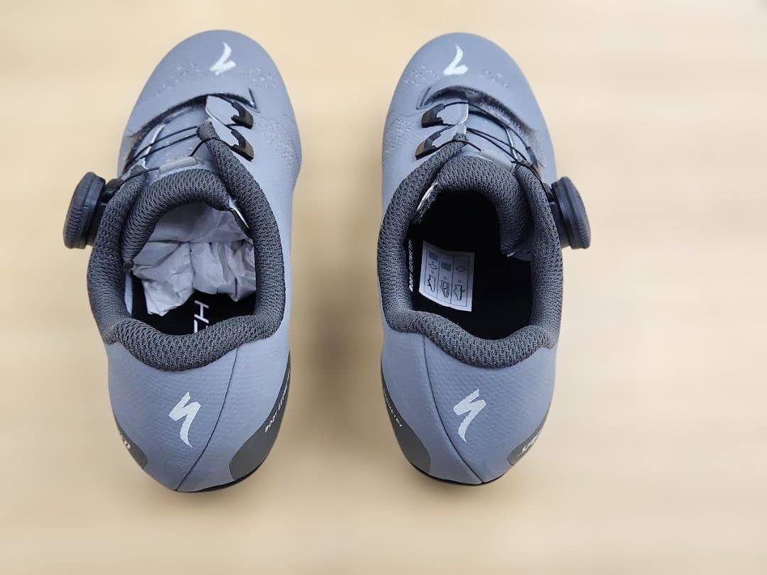 新品　Specialized ロードシューズ TORCH グレイ　37