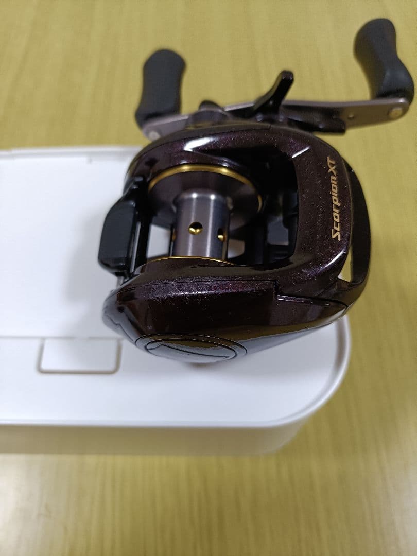 Scorpion XT 1501 ベイトリール　左巻き