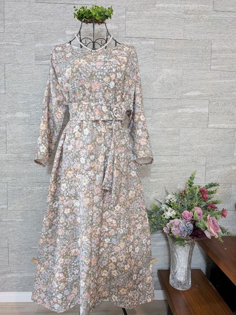 A271着物リメイク辻が花柄Aラインワンピース★リボン・ブローチ