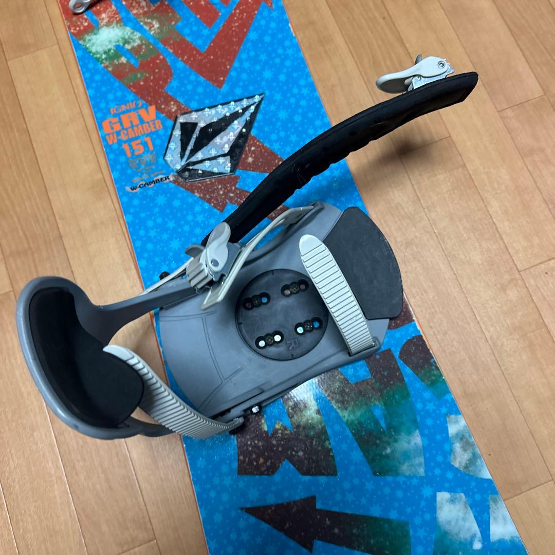 スノーボード 青とオレンジ グラフィック