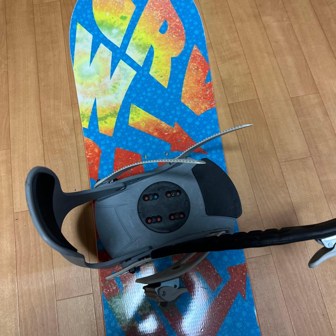 スノーボード 青とオレンジ グラフィック