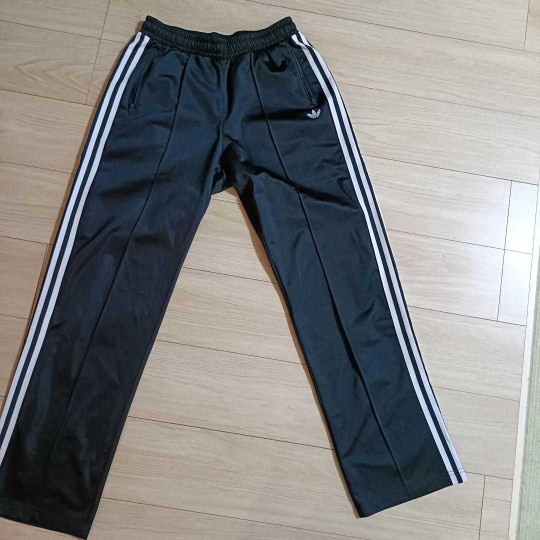 アディダス 黒 ベッケンバウアー ジャージパンツ ジェンダーニュートラル男性XS