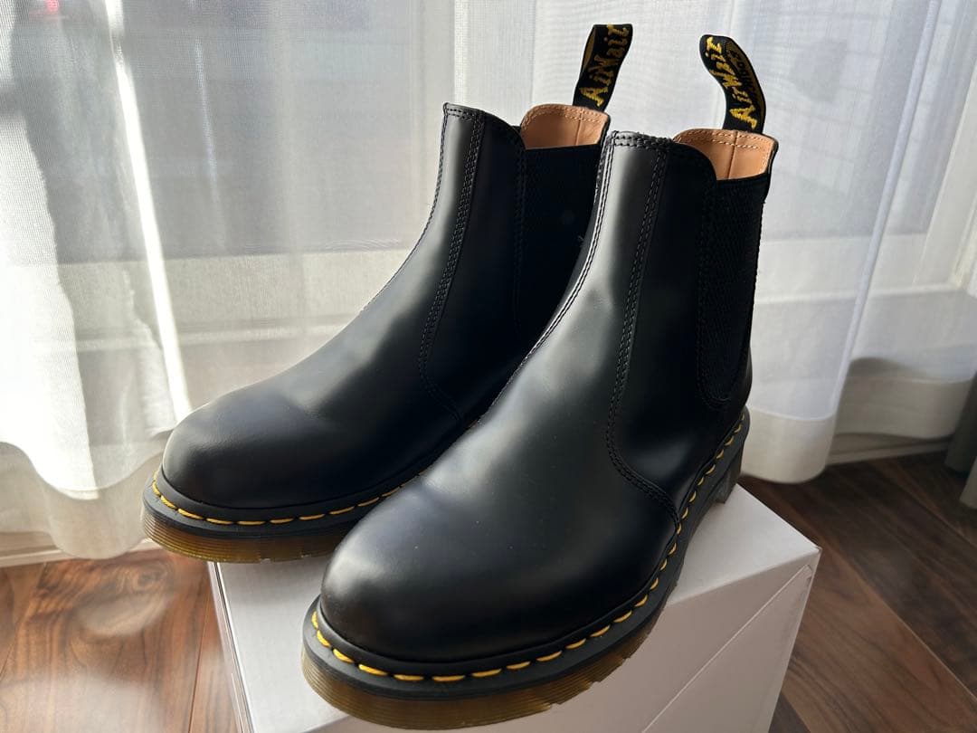 ドクターマーチン　チェルシーブーツ(美品)