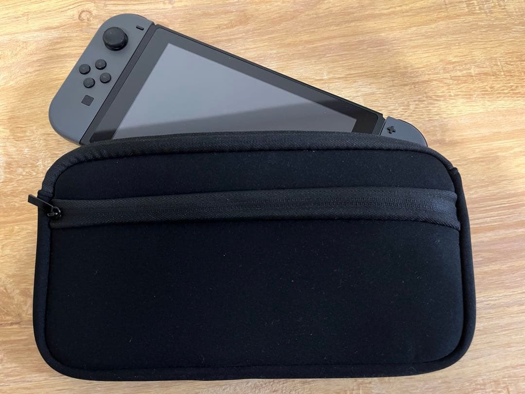 【美品】Nintendo Switch本体グレー 付属品完備　SDカード付