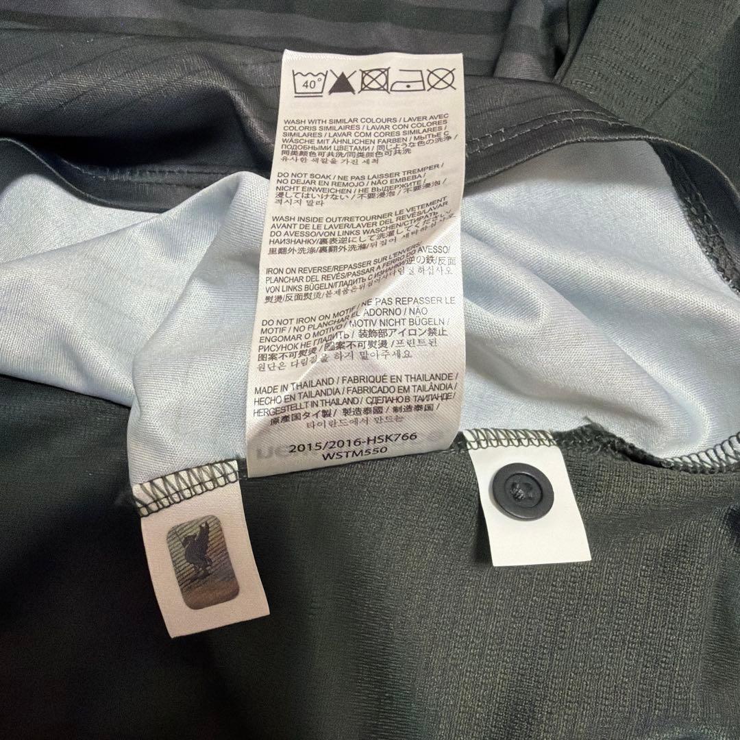 リヴァプール　15-16 3rdユニフォーム