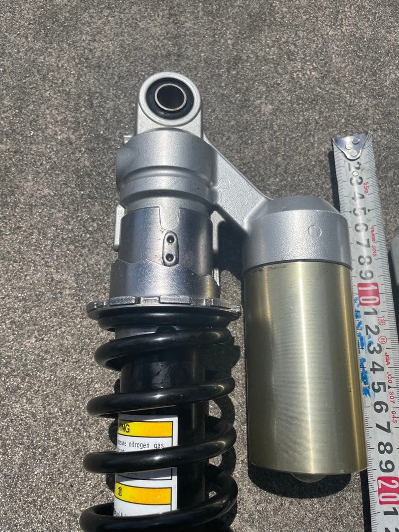 KYB zrx純正サスペンション 2本セット