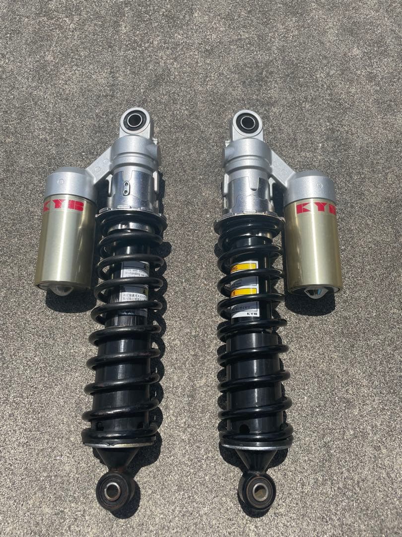 KYB zrx純正サスペンション 2本セット