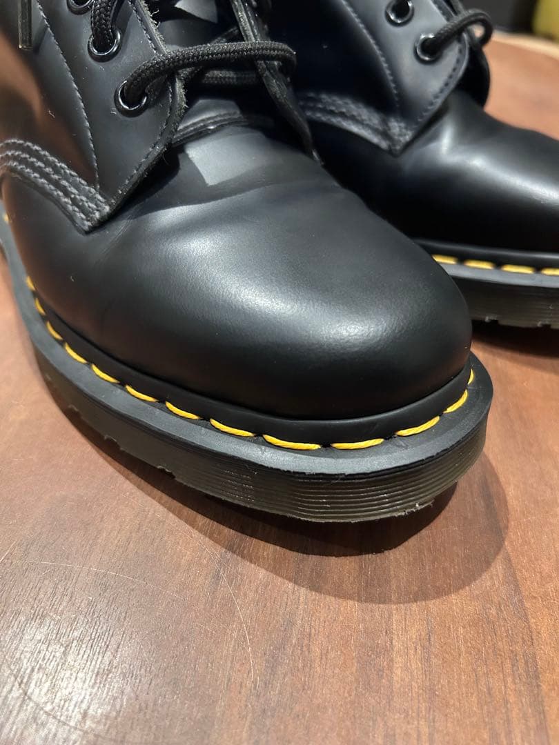 ドクターマーチン　8ホール　25cm