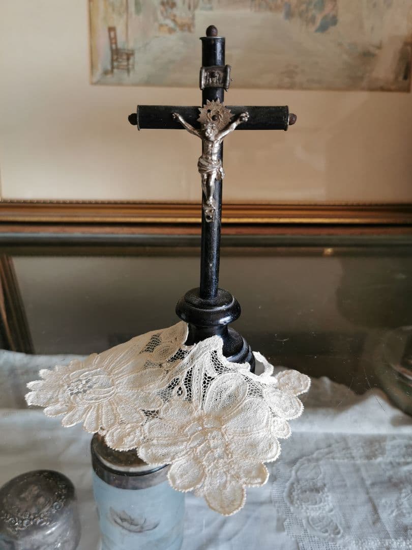 アンティーク 大輪のポワンドローズ 両面ガラス木製フレーム付き