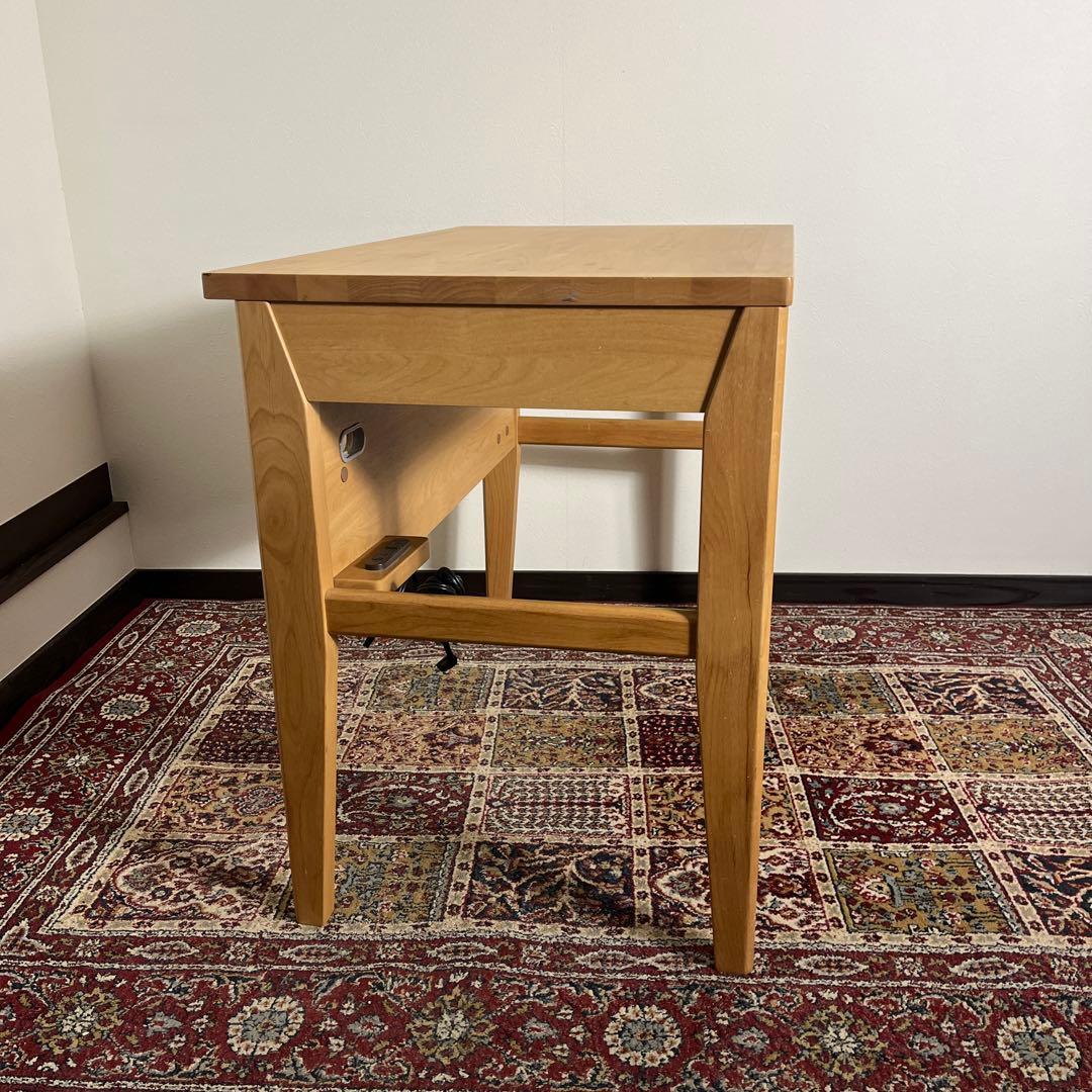 KOIZUMIコイズミ◾️コンセント付きデスク KWD-131 机 パソコン 木製