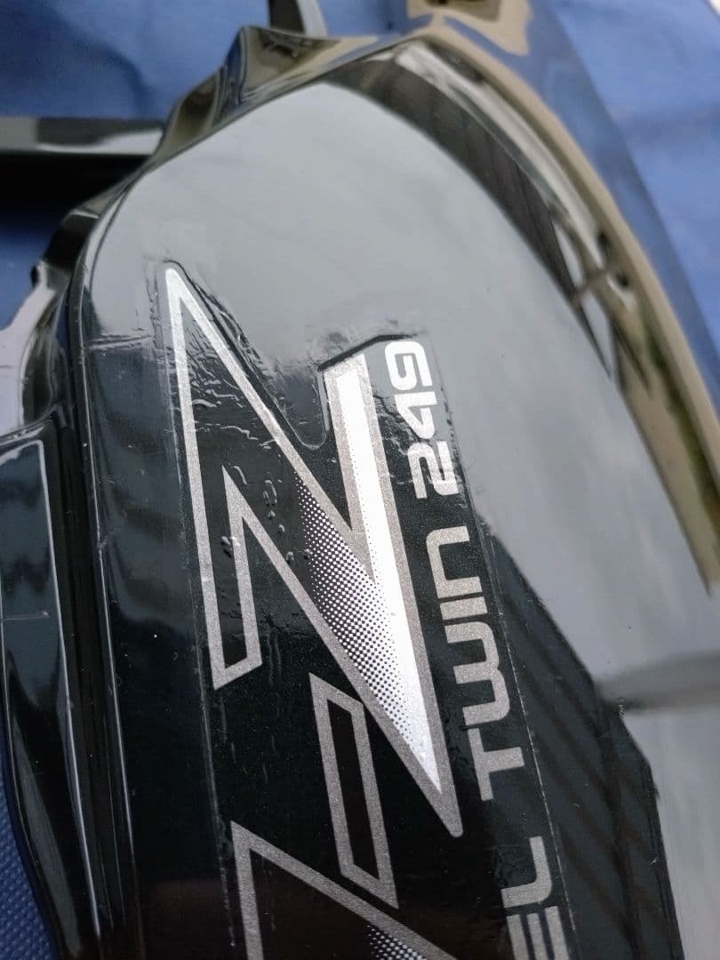 YAMAHA R1-Z　カウル　外装　黒