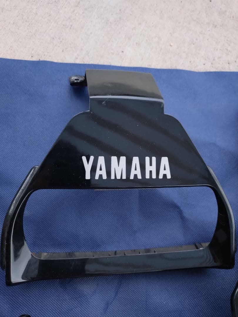 YAMAHA R1-Z　カウル　外装　黒