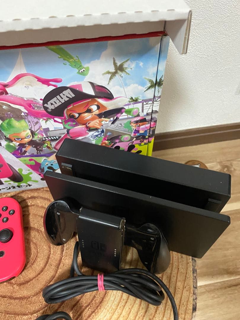 Nintendo Switch ニンテンドースイッチ本体　スプラトゥーンカラー
