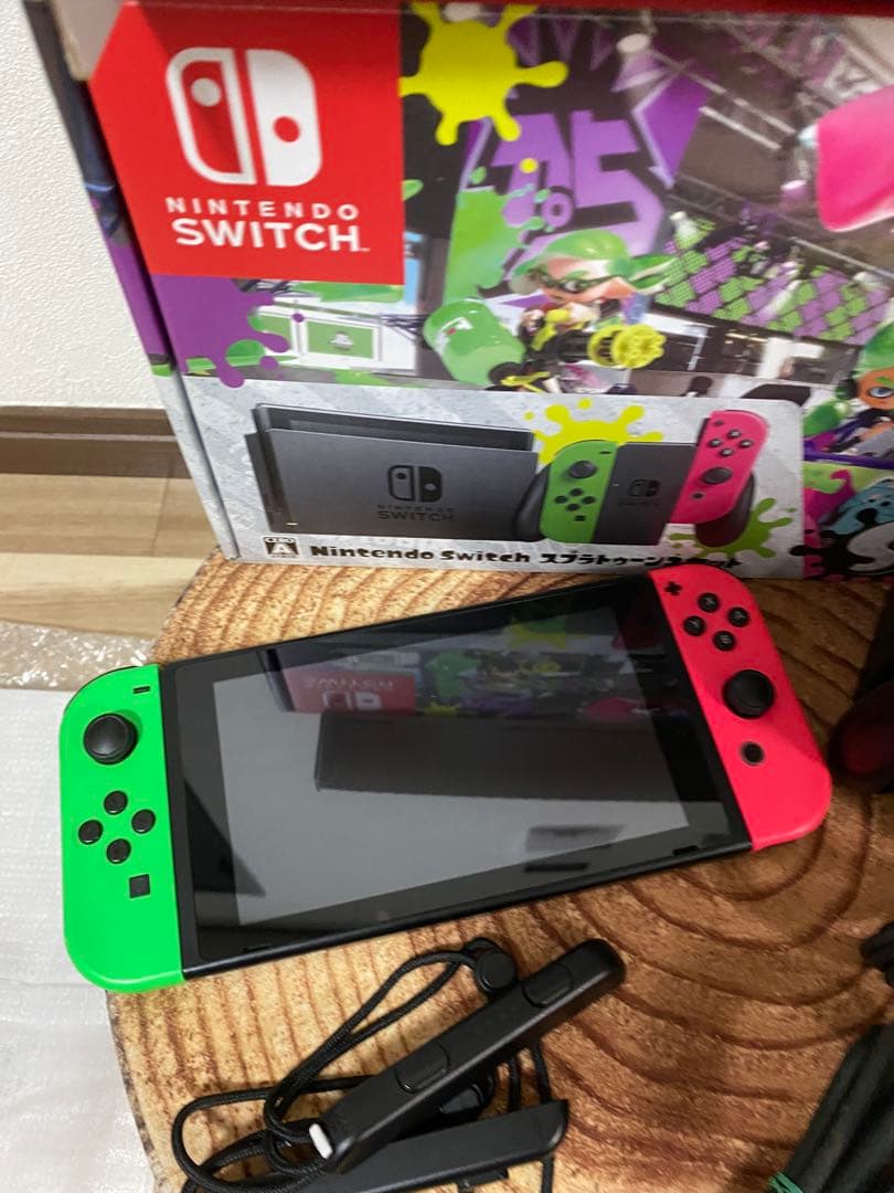 Nintendo Switch ニンテンドースイッチ本体　スプラトゥーンカラー