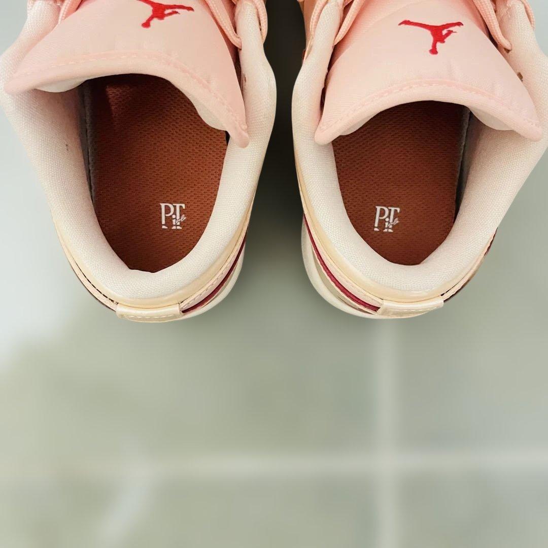 美品AIR JORDAN 1 LOW SE レッド キャンディスウッシュ