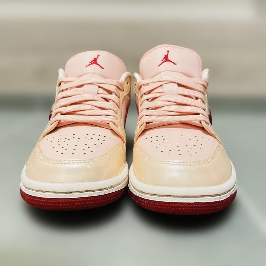 美品AIR JORDAN 1 LOW SE レッド キャンディスウッシュ