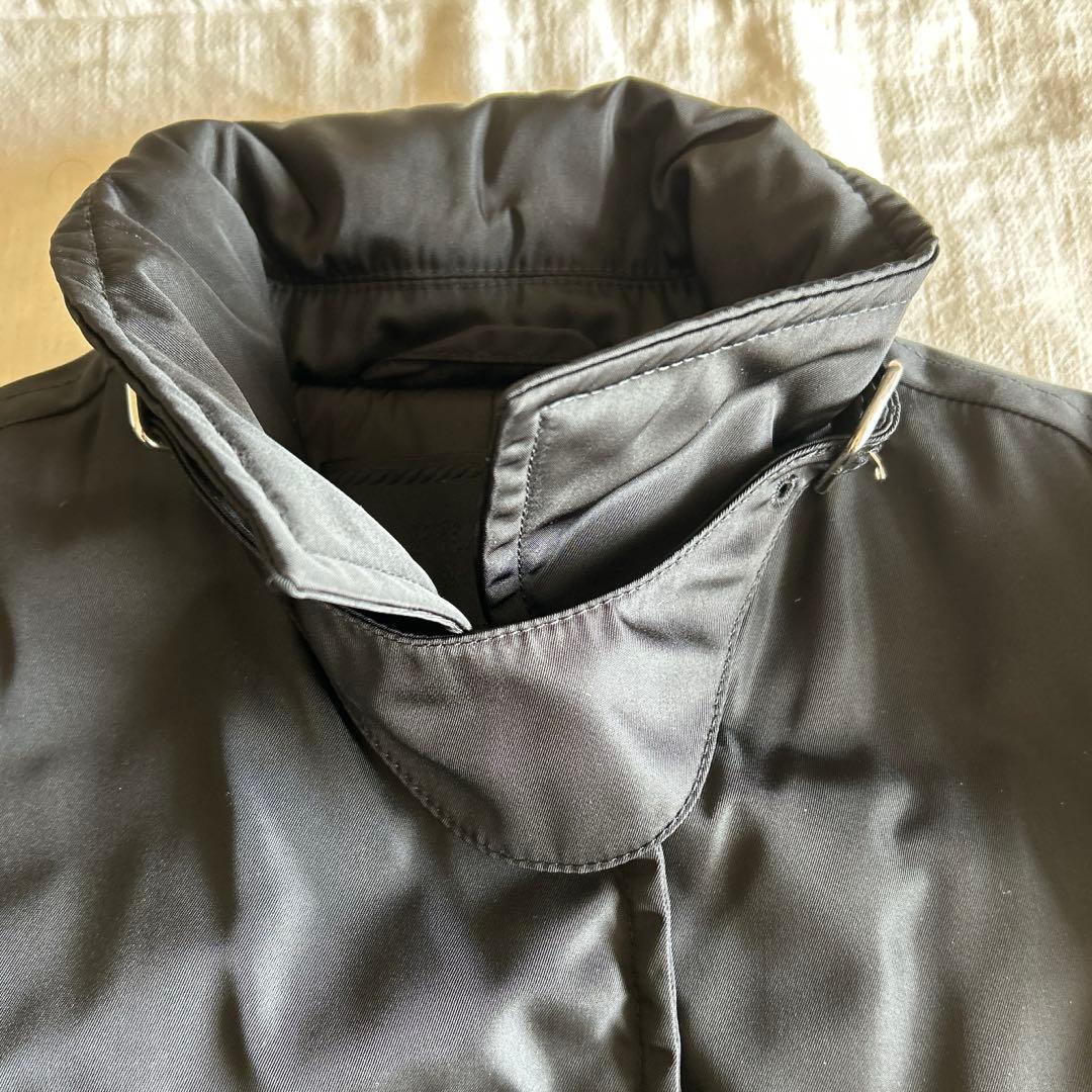 PRADA ブラック　ナイロン　ロングコート　ステンカラー　後ろ襟ロゴあり　42