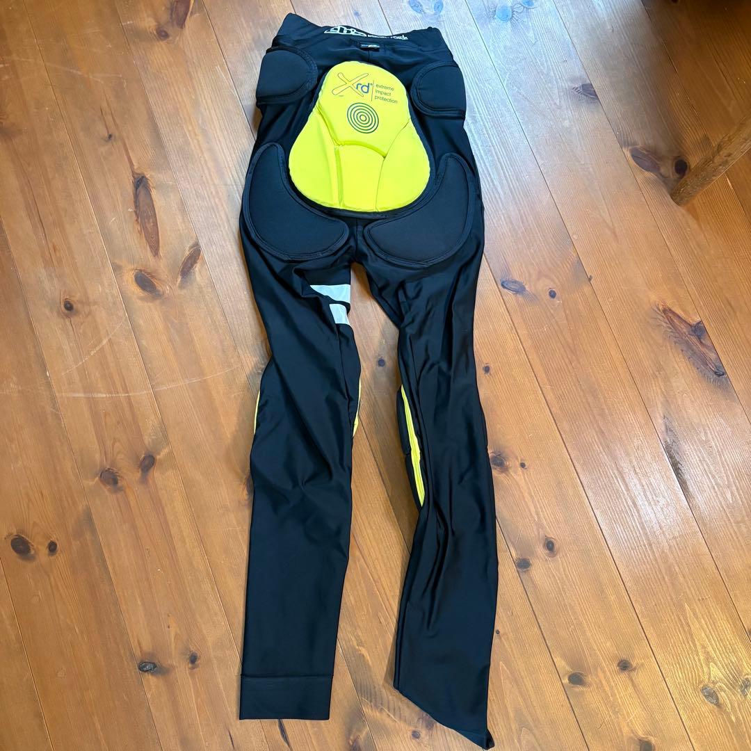 eb's mountain furniture プロテクター　Sサイズ