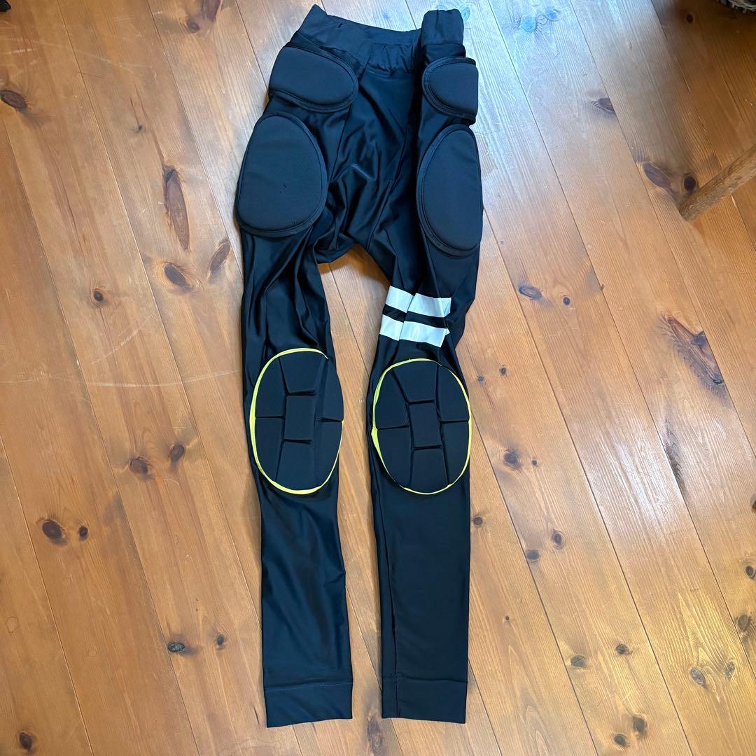 eb's mountain furniture プロテクター　Sサイズ