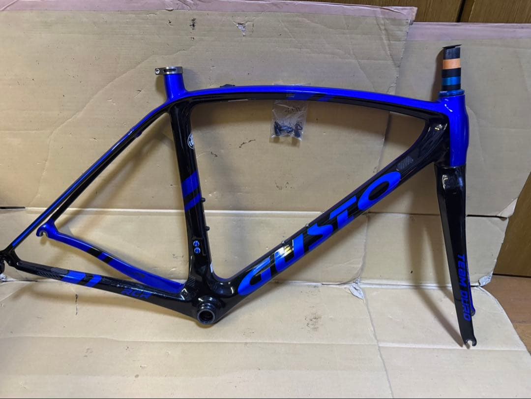 GUSTO RCR TEAM DURO ロードバイク カーボンフレーム