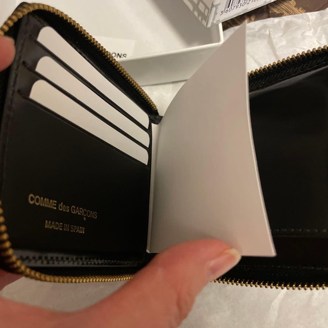 新品　コムデギャルソン　ユニセックス　二つ折り　ポルカ　ドット　SA7100NE