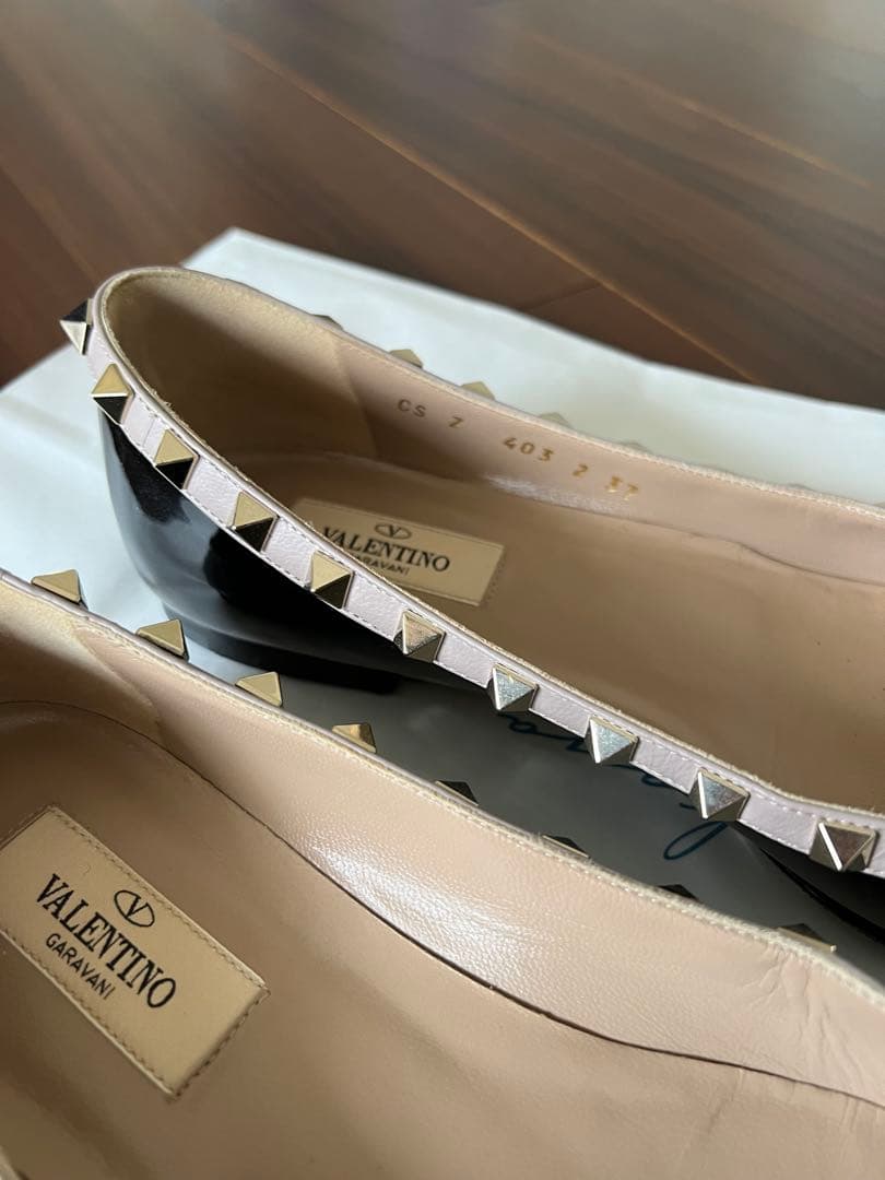 【極美品】Valentino Garavaniロックスタッズフラット37