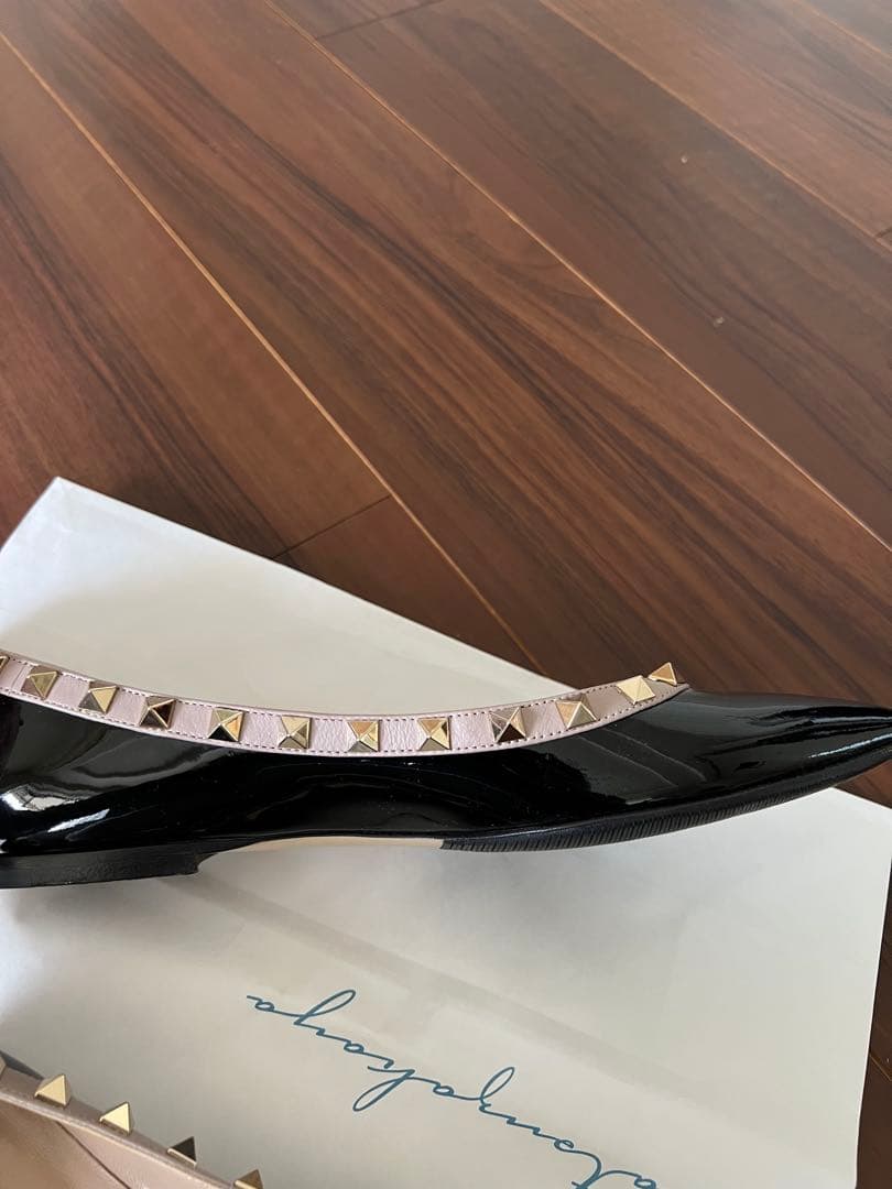【極美品】Valentino Garavaniロックスタッズフラット37