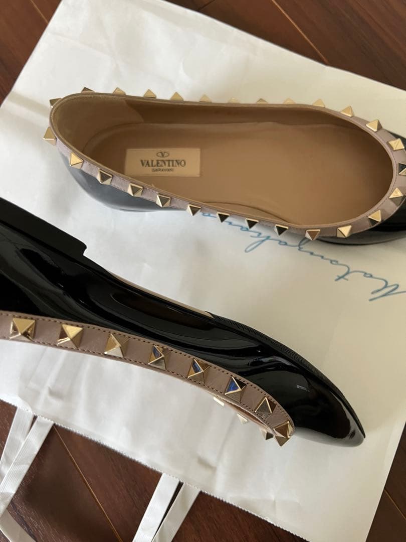 【極美品】Valentino Garavaniロックスタッズフラット37