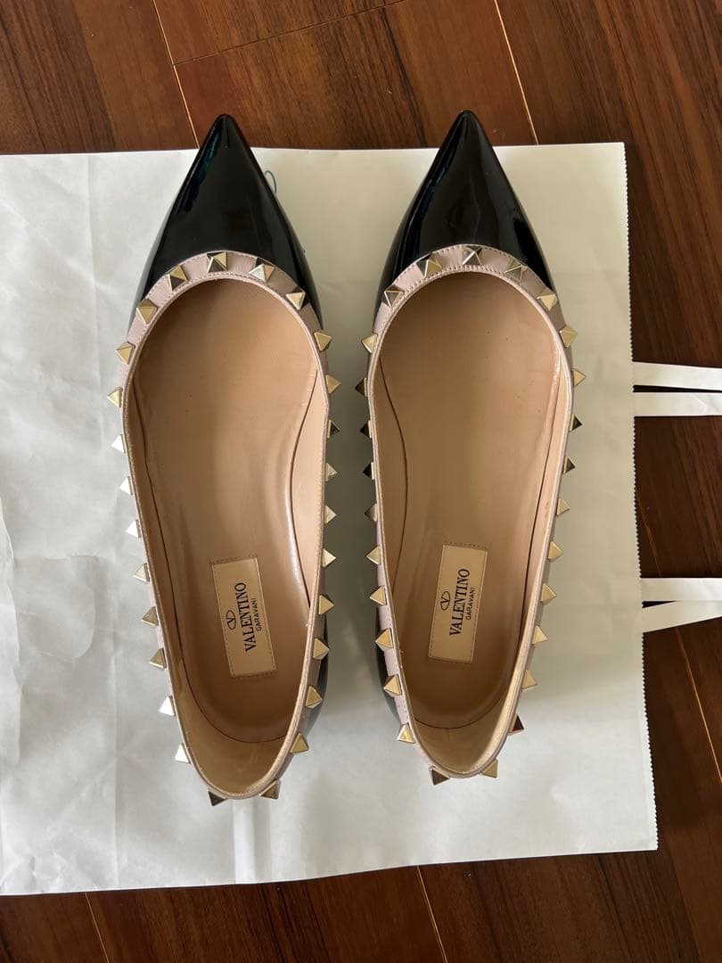 【極美品】Valentino Garavaniロックスタッズフラット37