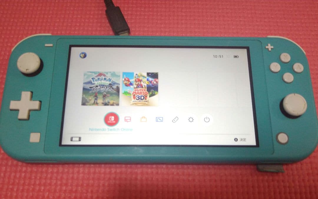 NintendoSwitch　lite　ターコイズ　充電器つき　ジャンク品
