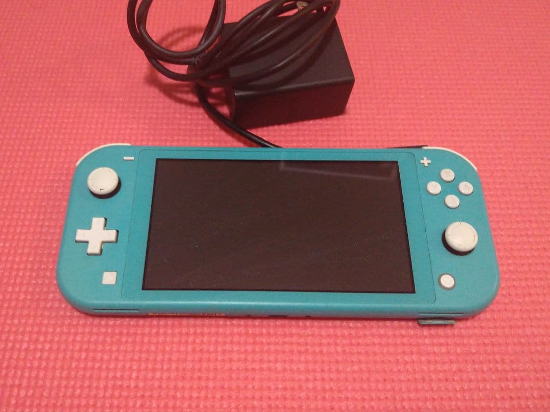 NintendoSwitch　lite　ターコイズ　充電器つき　ジャンク品