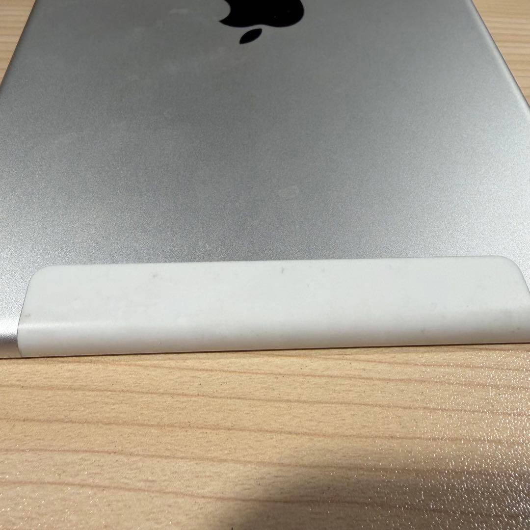 Apple iPad mini 4 64GB セルラー モデル シルバー 本体