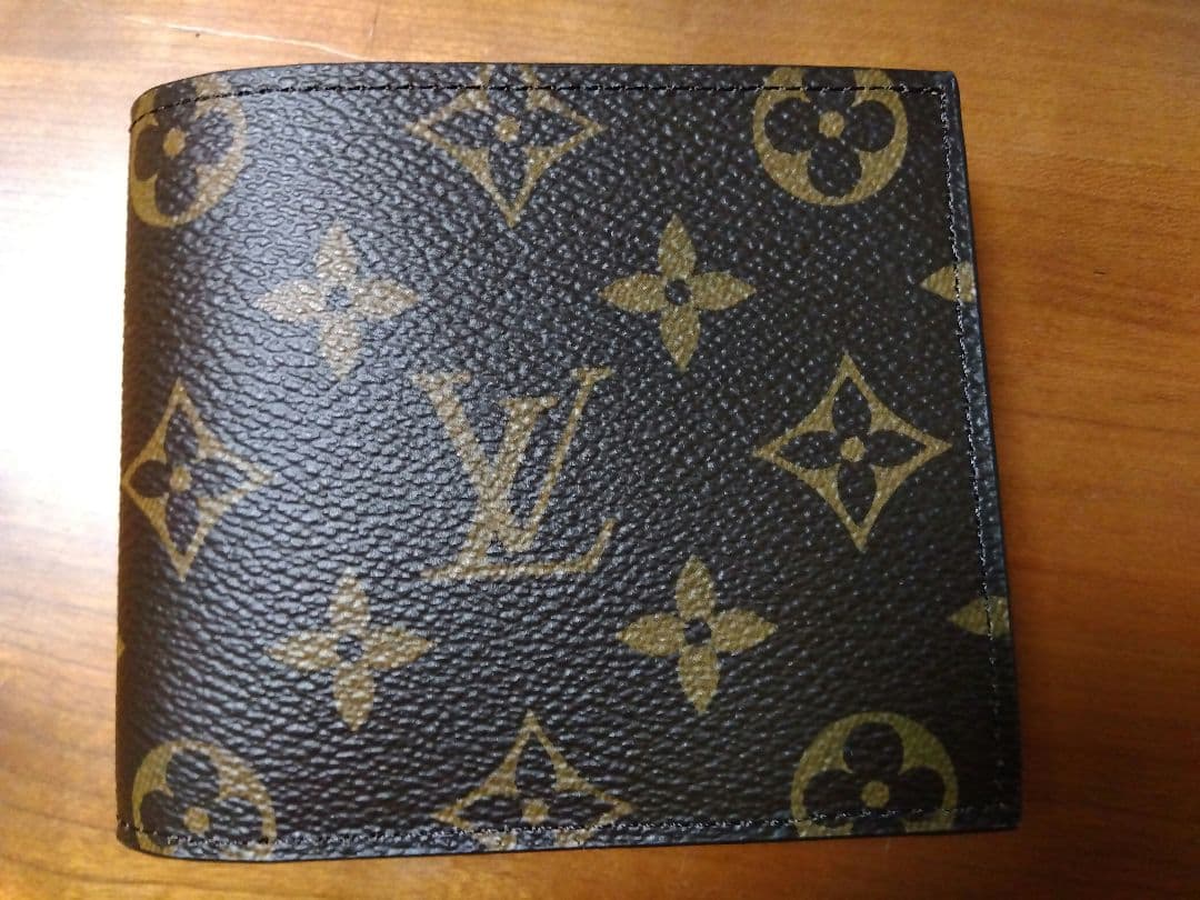 ルイ・ヴィトン　二つ折り財布　ポルトフォイユ マルコ
