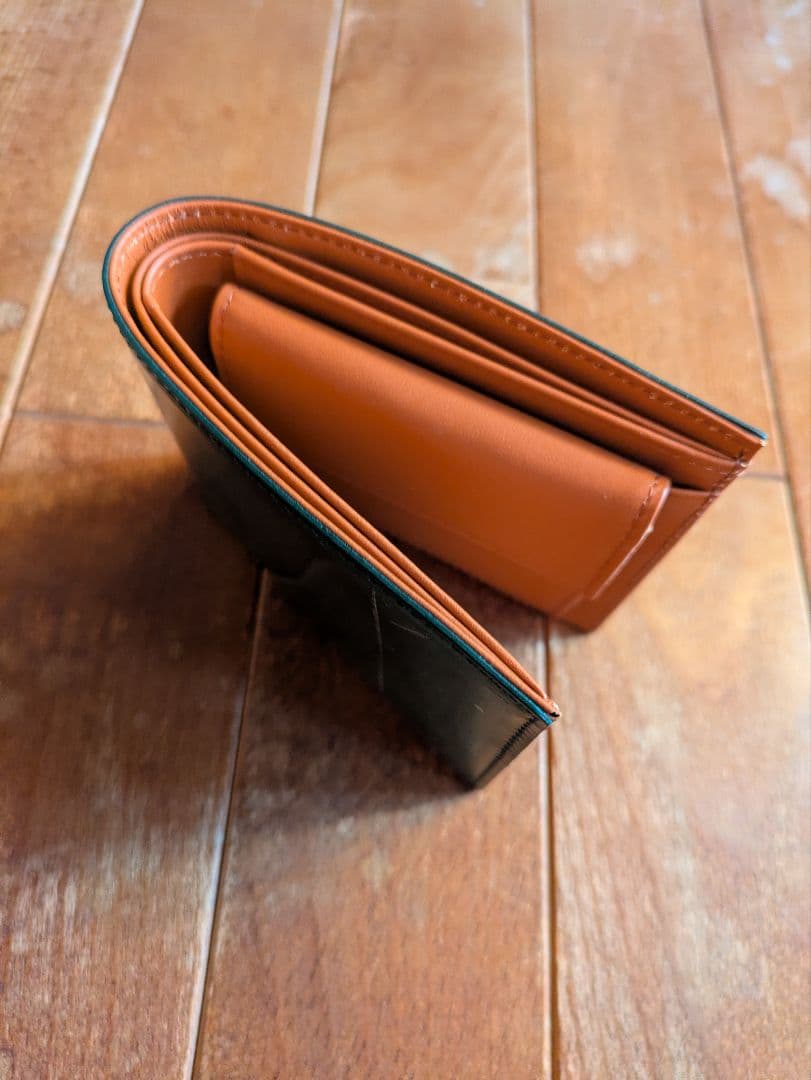 プレリー　二つ折り財布　コードバン