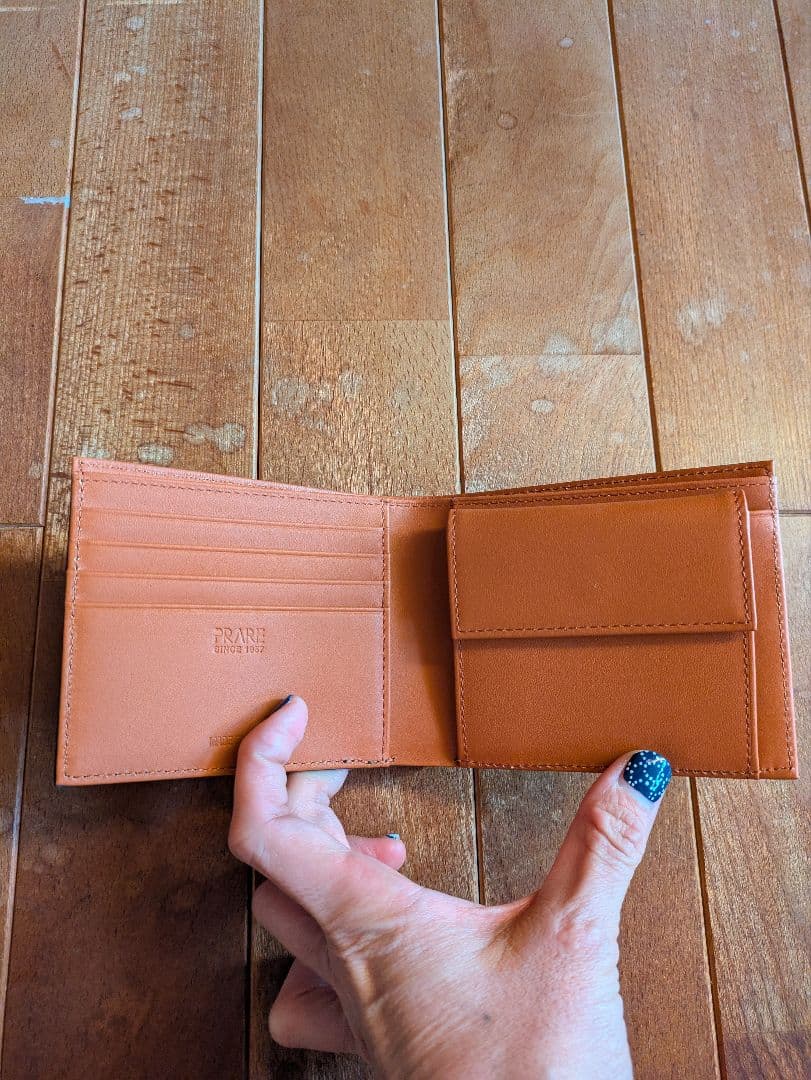 プレリー　二つ折り財布　コードバン