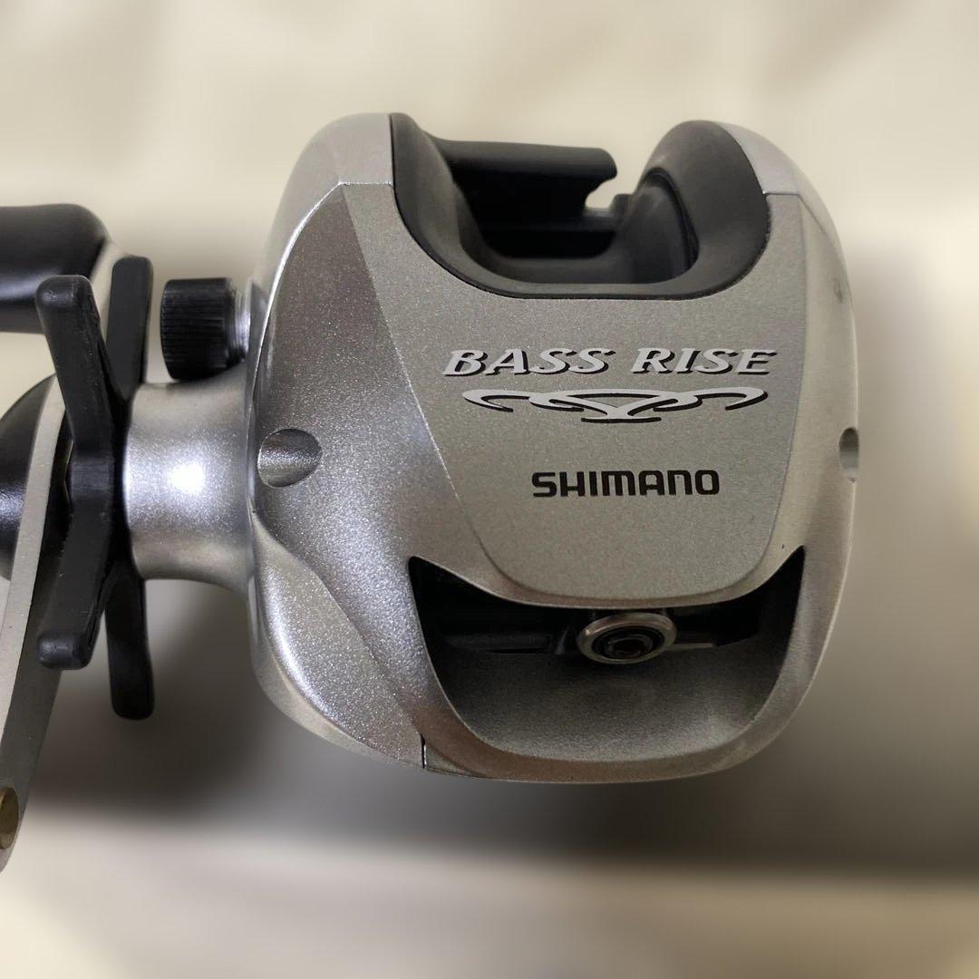 未使用品　SHIMANO BASS RISE バスライズ2点ベイトリール#411