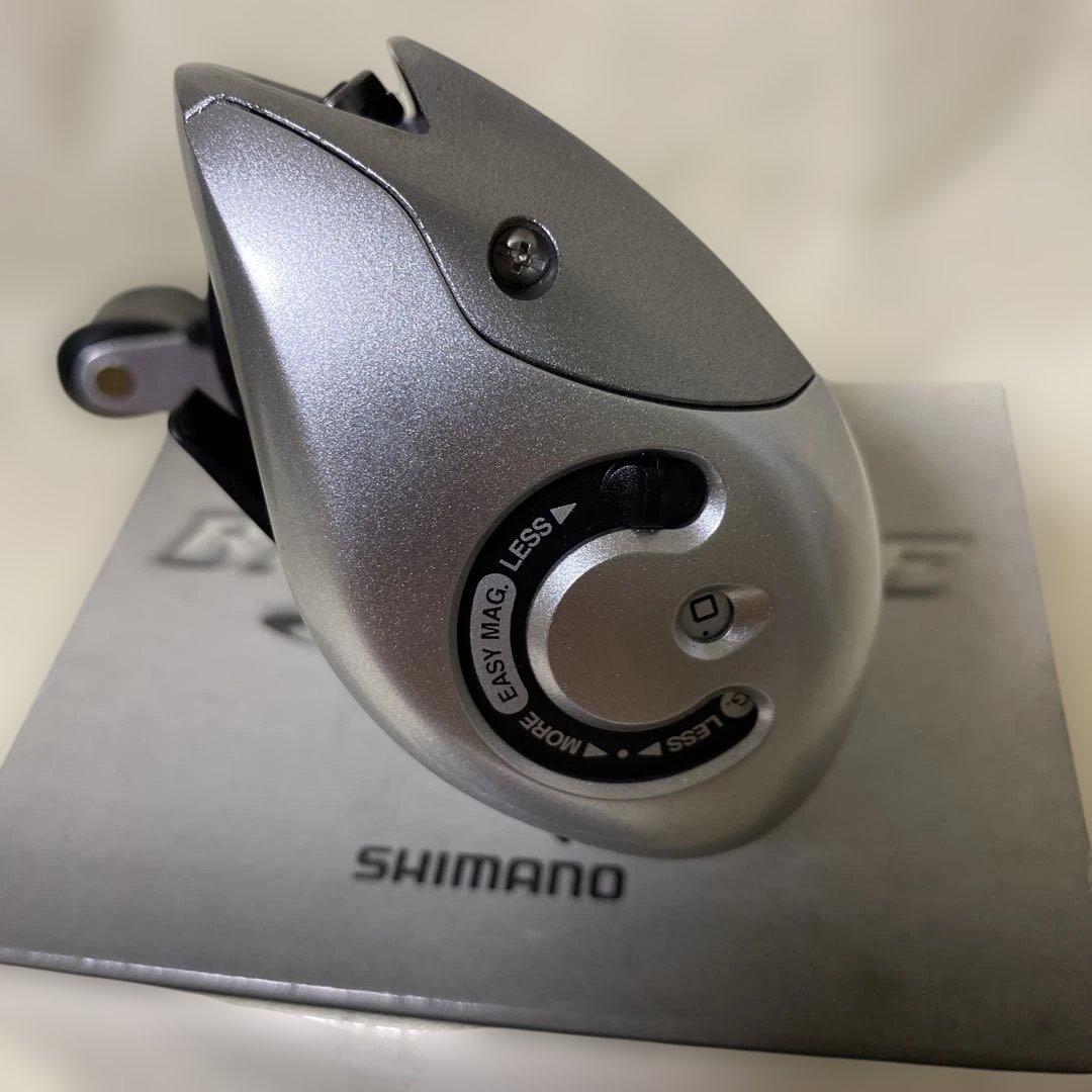 未使用品　SHIMANO BASS RISE バスライズ2点ベイトリール#411
