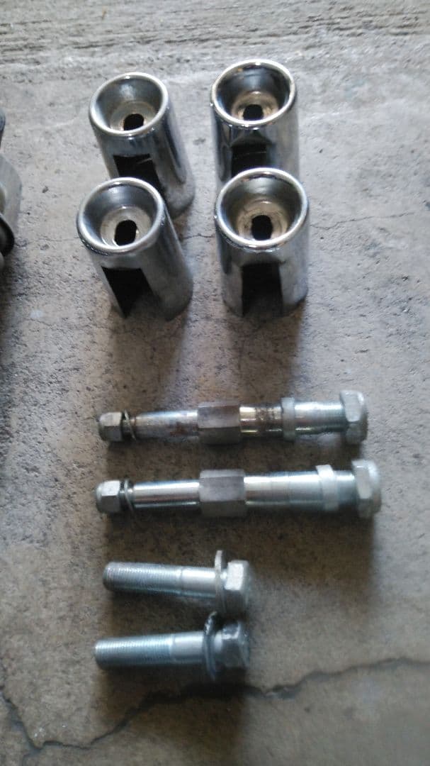 ハーレーリアサスペンション取り付けボルトセット 　ショベル4速 純正 美品