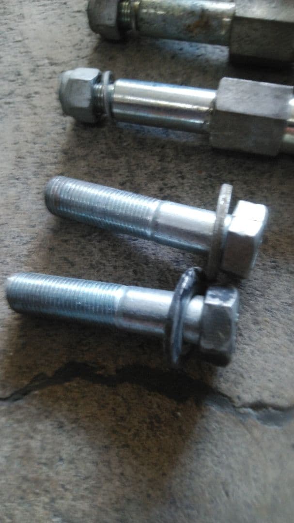 ハーレーリアサスペンション取り付けボルトセット 　ショベル4速 純正 美品