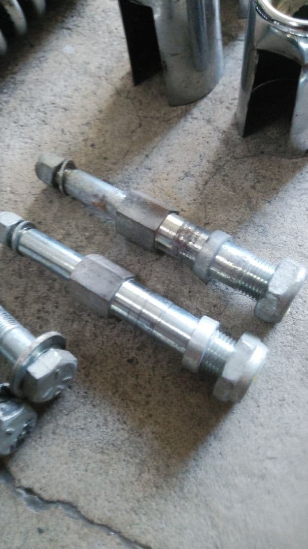 ハーレーリアサスペンション取り付けボルトセット 　ショベル4速 純正 美品