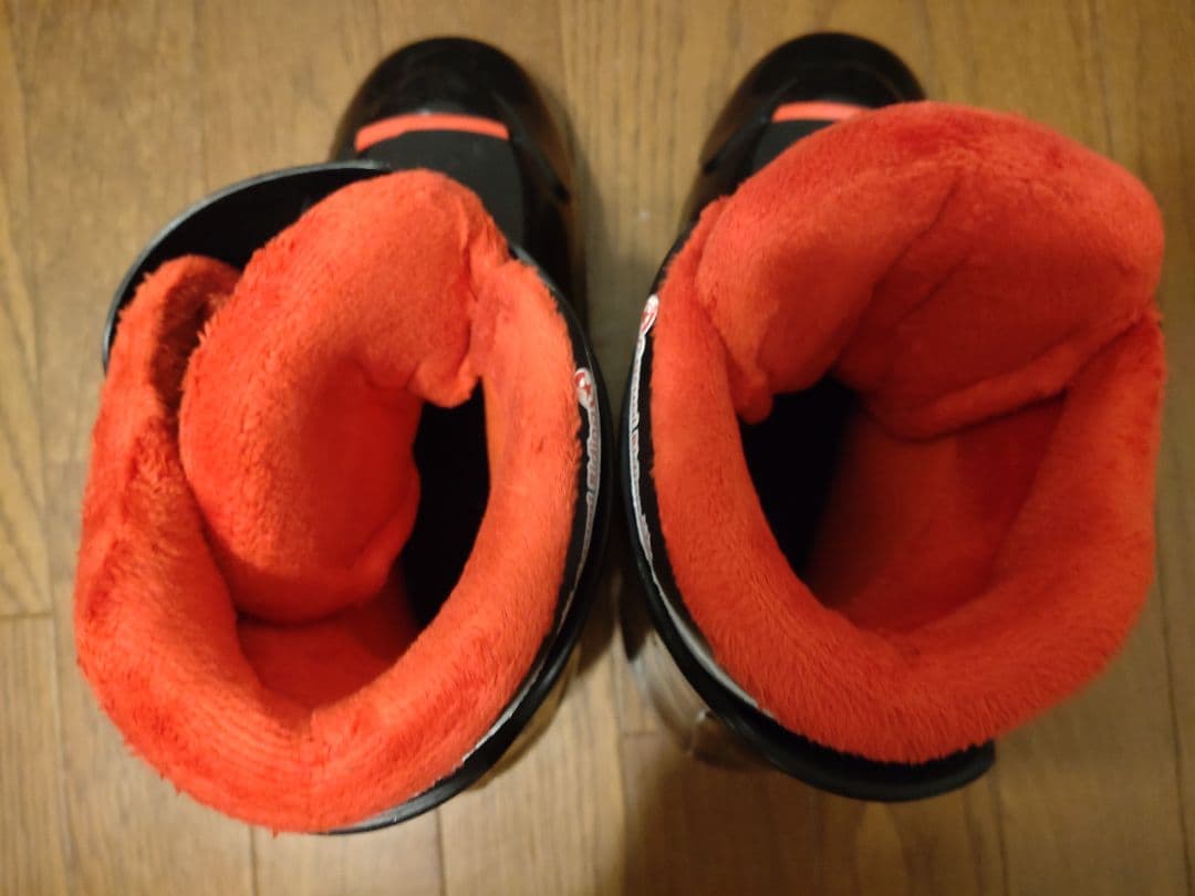 SWALLOW スキー、BIGHORNブーツ、ストック、その他おまけ付き