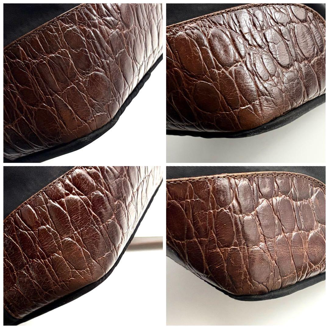 限界値下‼️【人気‼️今期マスト‼️ 】PRADA 巾着バッグ　ナイロン　ブラック