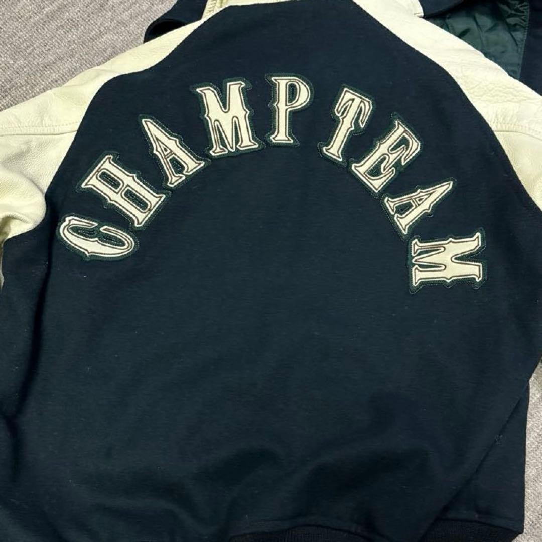 革スタジアムジュンバー「フード」付き