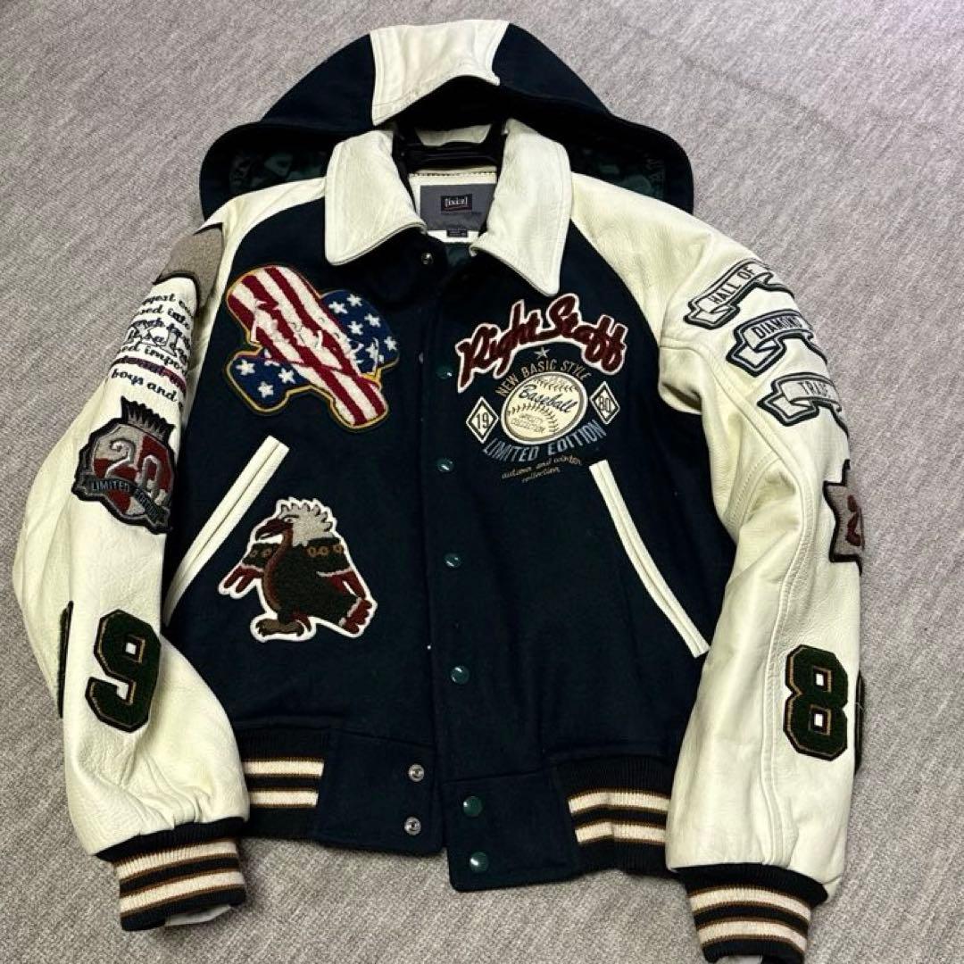 革スタジアムジュンバー「フード」付き