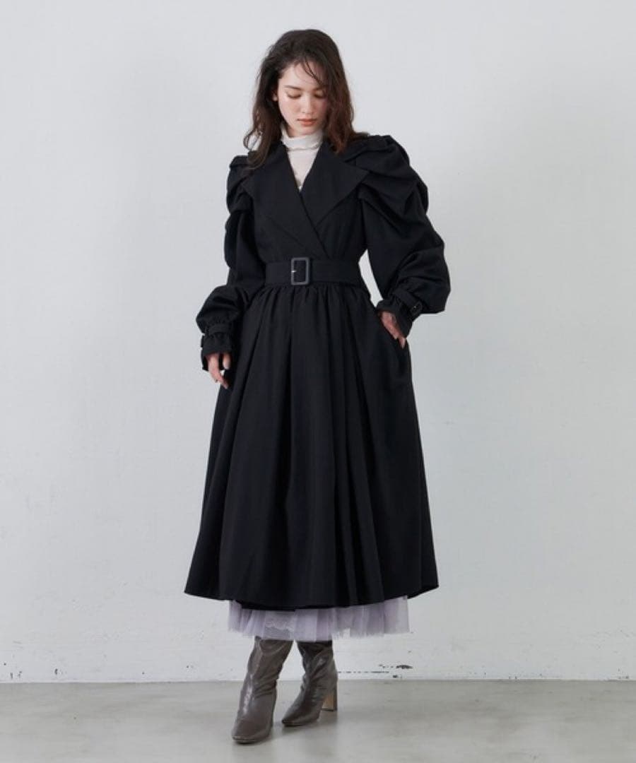 新品タグ付　LA BELLE ETUDE ギャザーボリューム袖ドレストレンチ