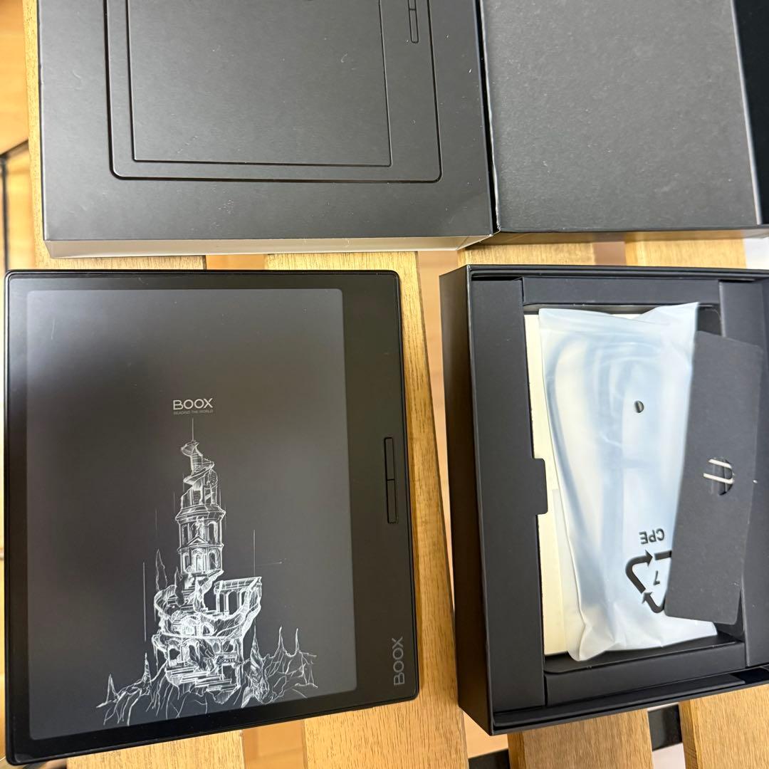 ONYX BOOX Page - 7インチE-ink電子書籍リーダー