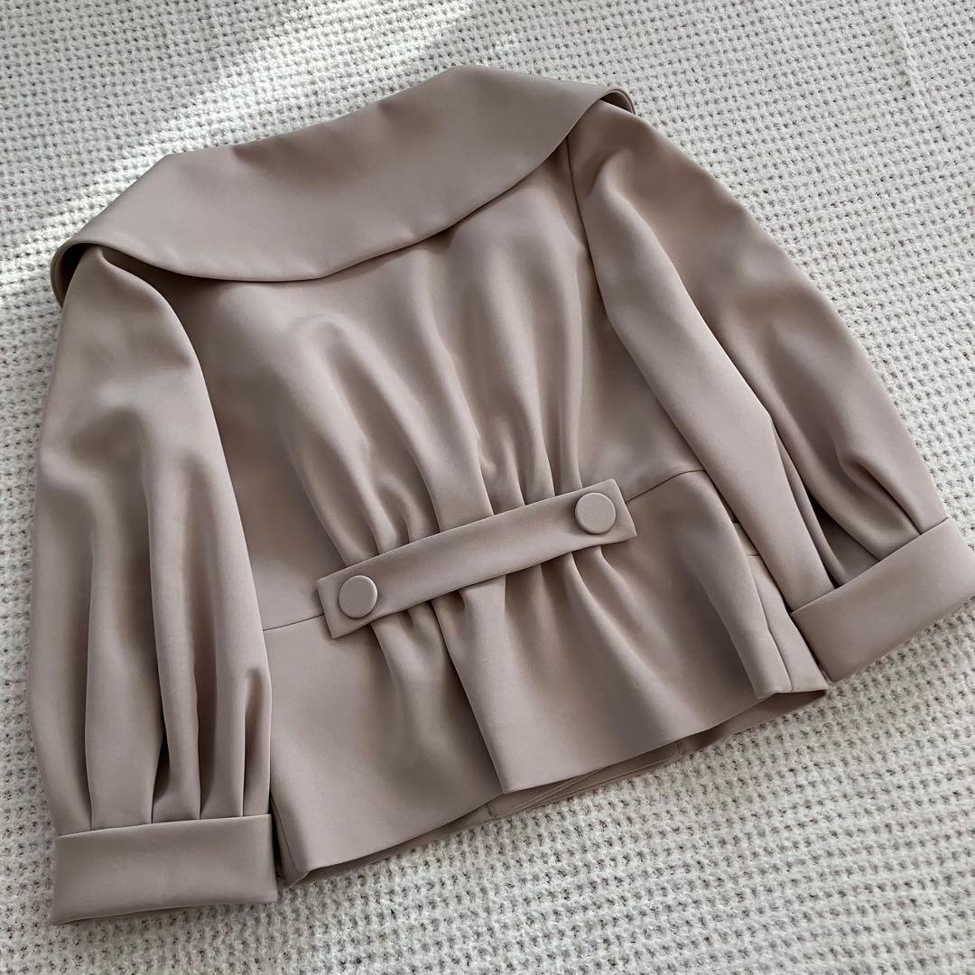 美品FOXEY NEWYORK★ビックカラージャケット★ベージュ★サイズ38