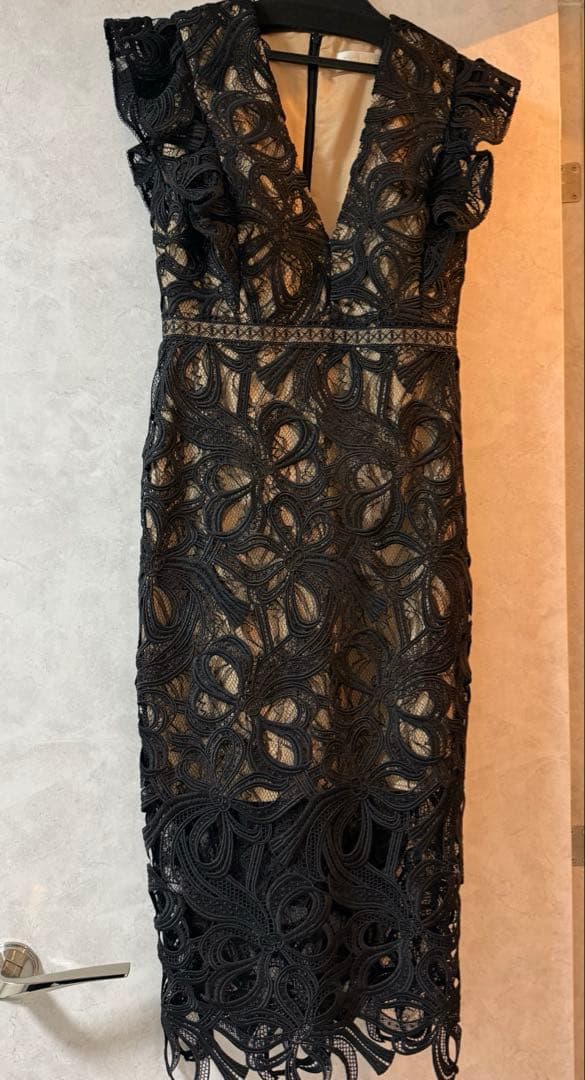 エルケイ　ブラックレースミディドレス フリル付き