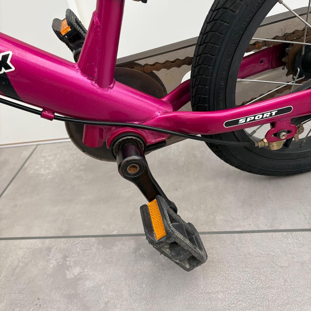ストライダー 14X フューシャピンク キッズスポーツバイク　ペダル付属